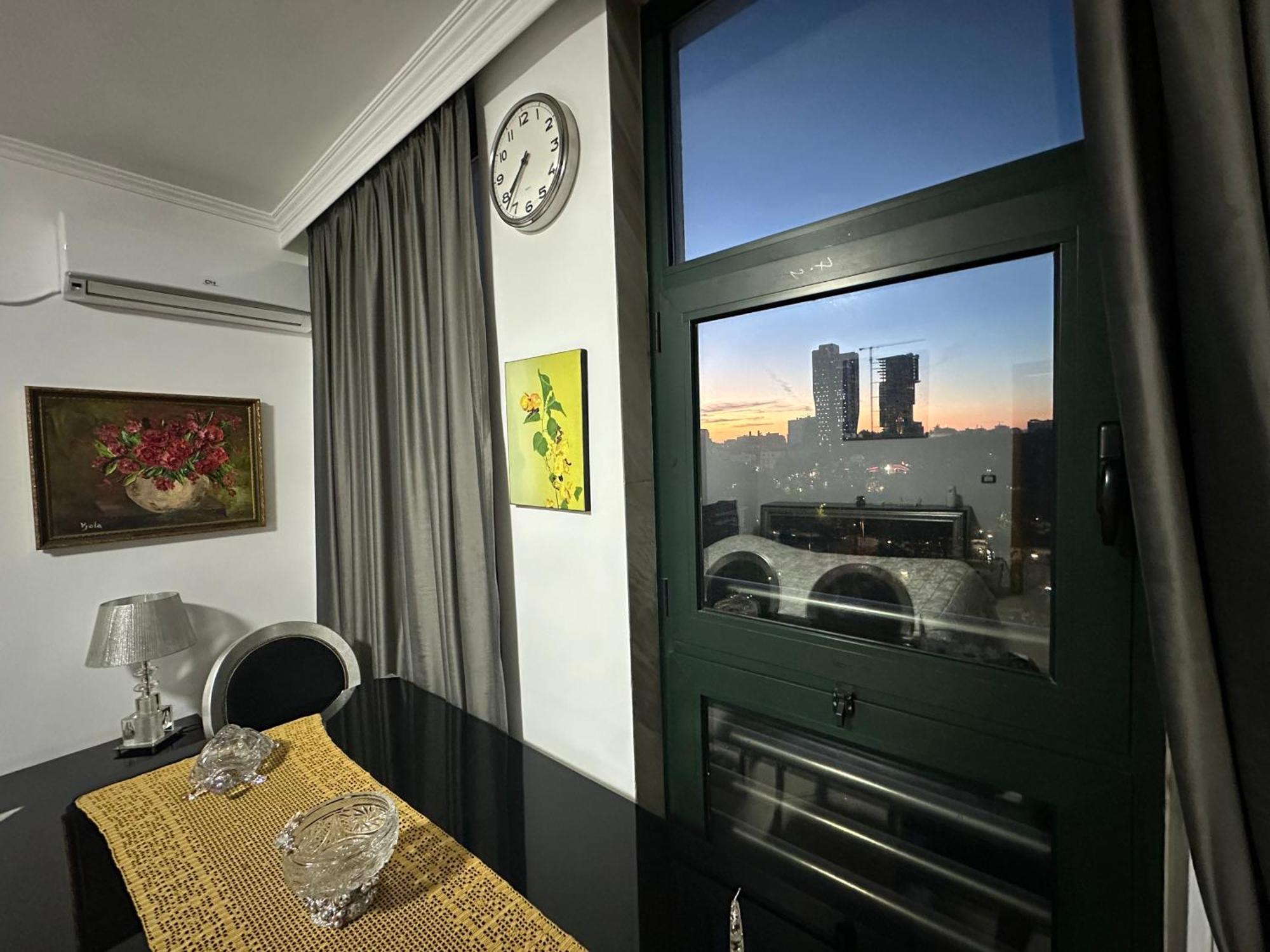 Апартаменты Amo Tower Tirana Center Экстерьер фото